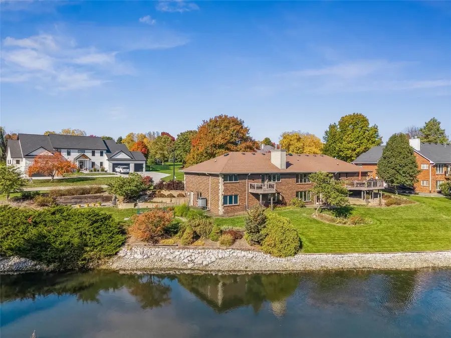 510 SE Southfork Drive, Waukee, IA 50263 - #2