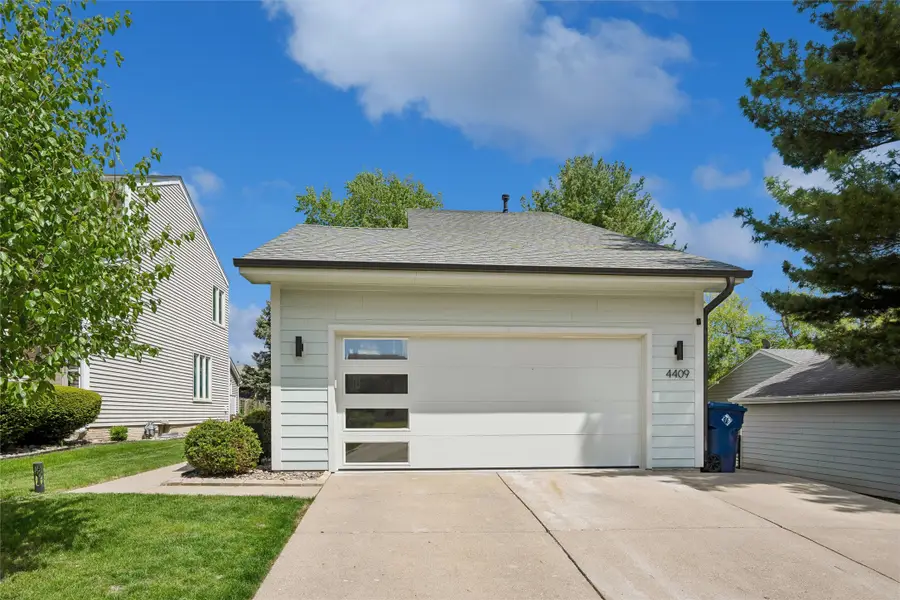 4409 83rd Place, Urbandale, IA 50322 - #2
