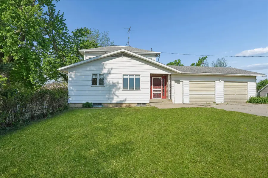 3407 S 24th Avenue W, Newton, IA 50208 - #2
