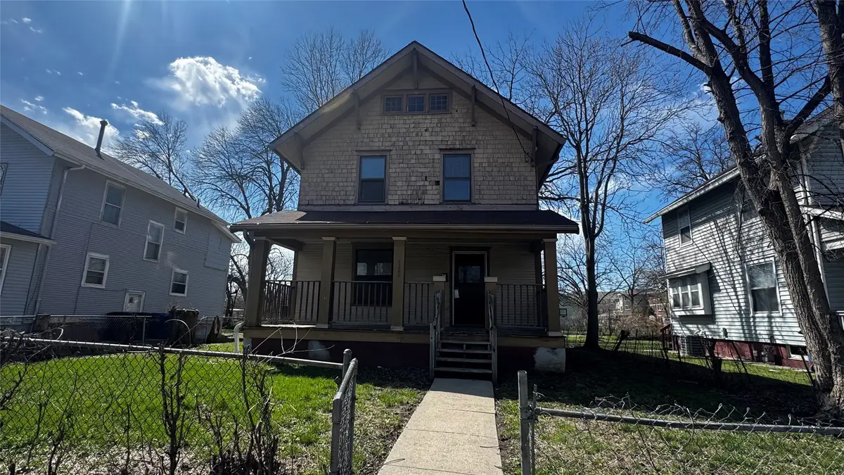 1330 18th Street, Des Moines, IA 50314 - #1