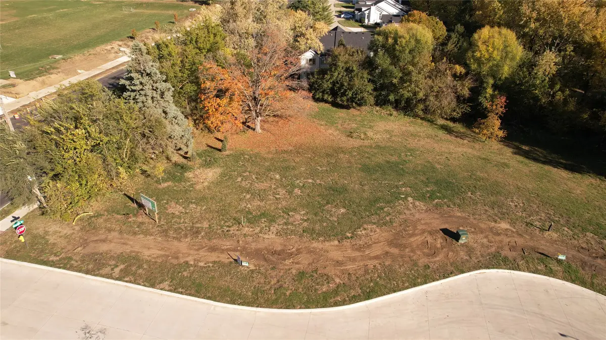 4517 90th Circle, Urbandale, IA 50322 - #1