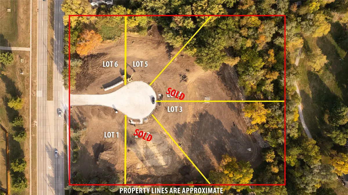 4500 90th Circle, Urbandale, IA 50322 - #1
