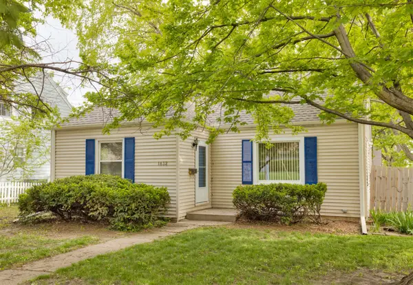 1832 Vine Street, West Des Moines, IA 50265