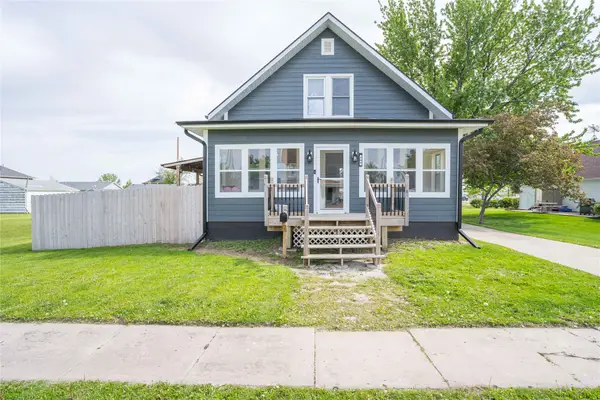 304 SE Jackson Street, Greenfield, IA 50849