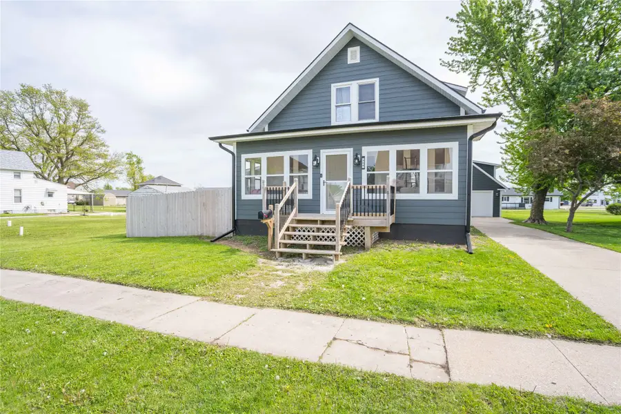 304 SE Jackson Street, Greenfield, IA 50849 - #2