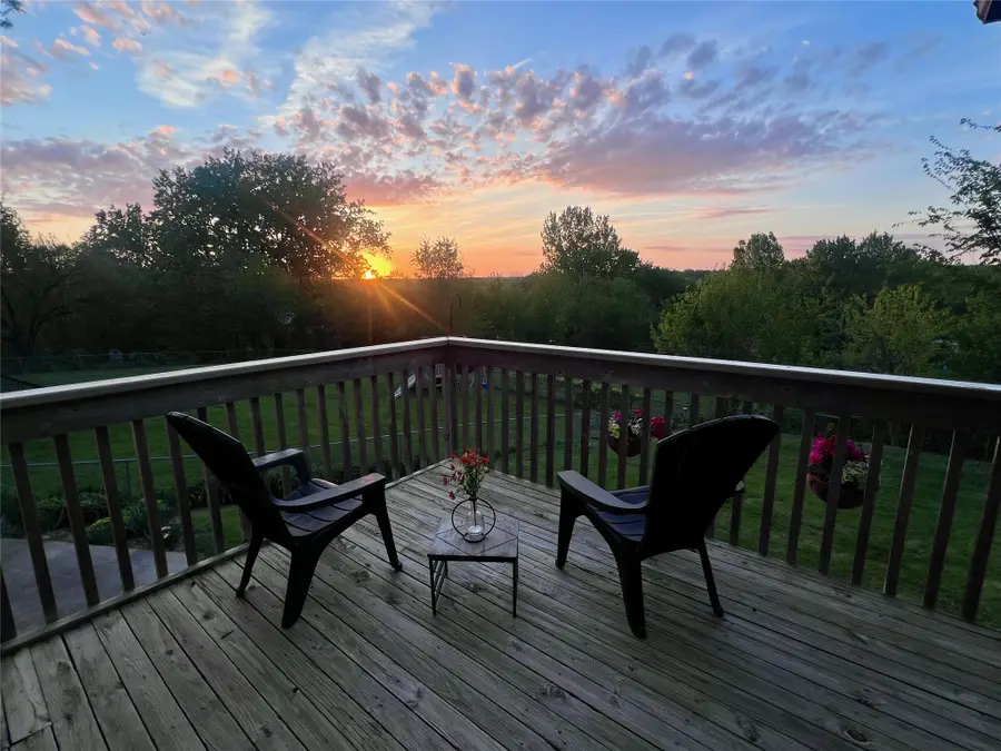 4423 Caulder Avenue, Des Moines, IA 50321 - #2