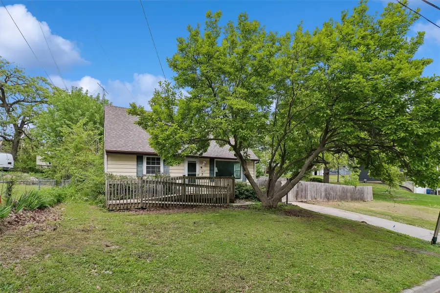 2617 Sheridan Avenue, Des Moines, IA 50310 - #2