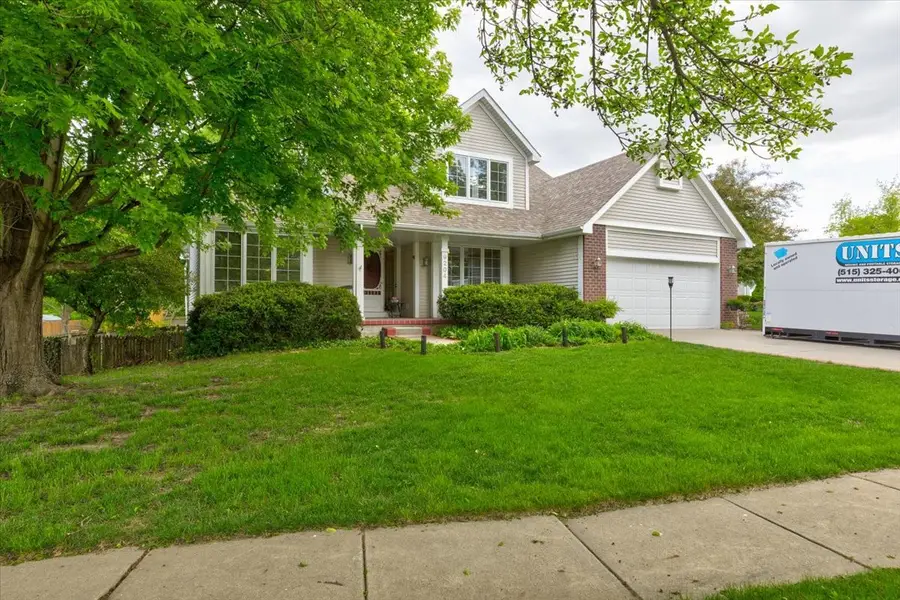 9204 Oakridge Place, Johnston, IA 50131 - #2