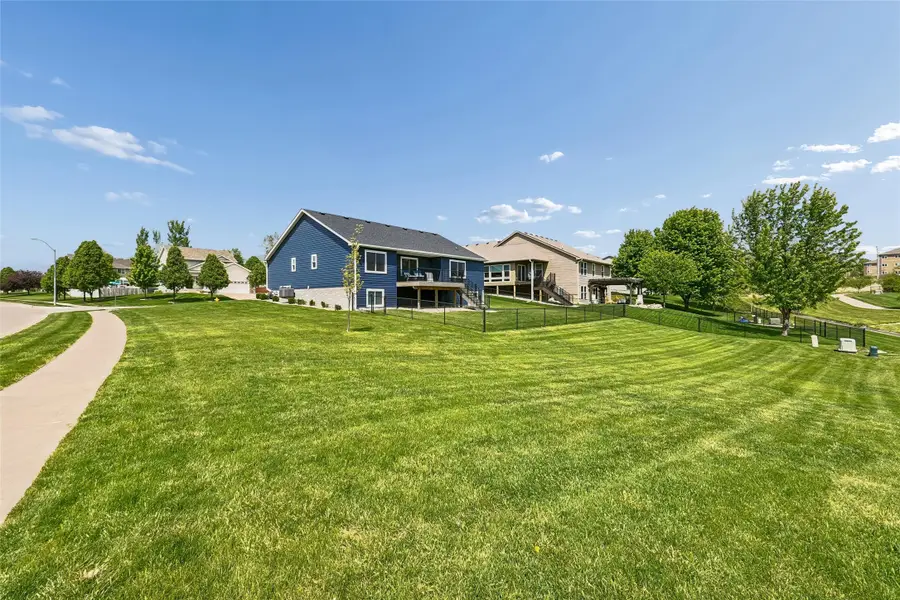 14624 Westbrook Drive, Urbandale, IA 50323 - #3