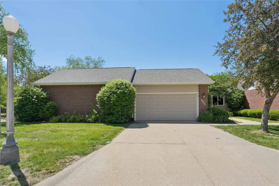 4301 Park Avenue #320, Des Moines, IA 50321 - #3