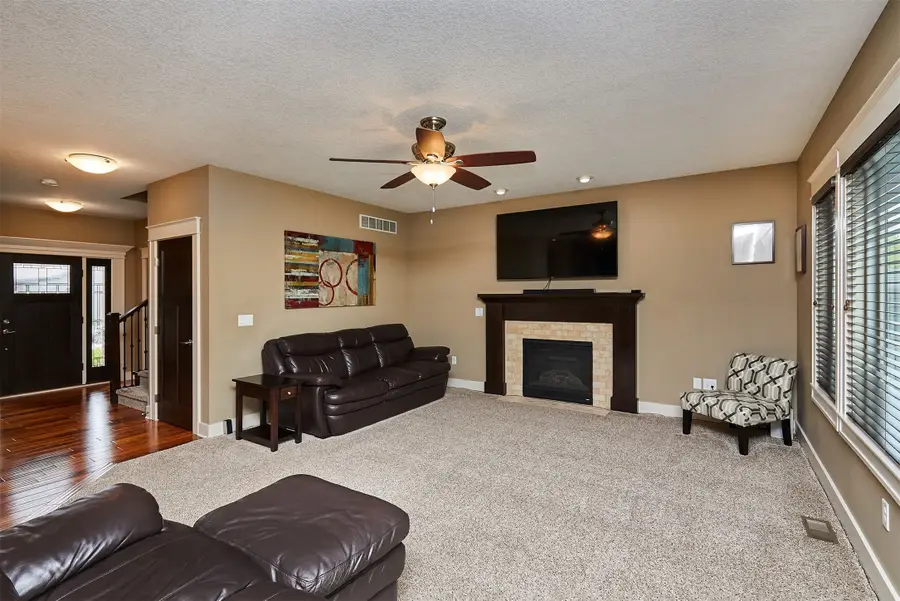 3815 148th Street, Urbandale, IA 50323 - #2