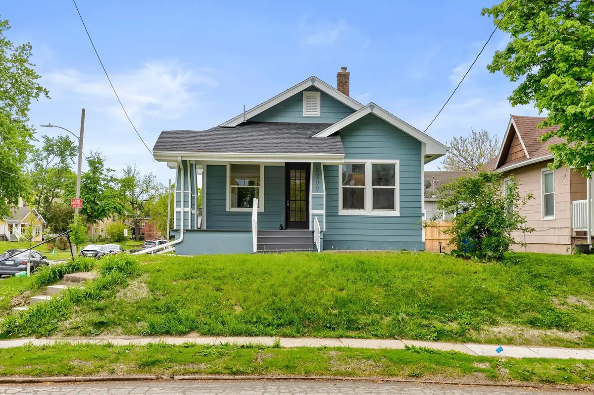 2200 Clark Street, Des Moines, IA 50311 - #1