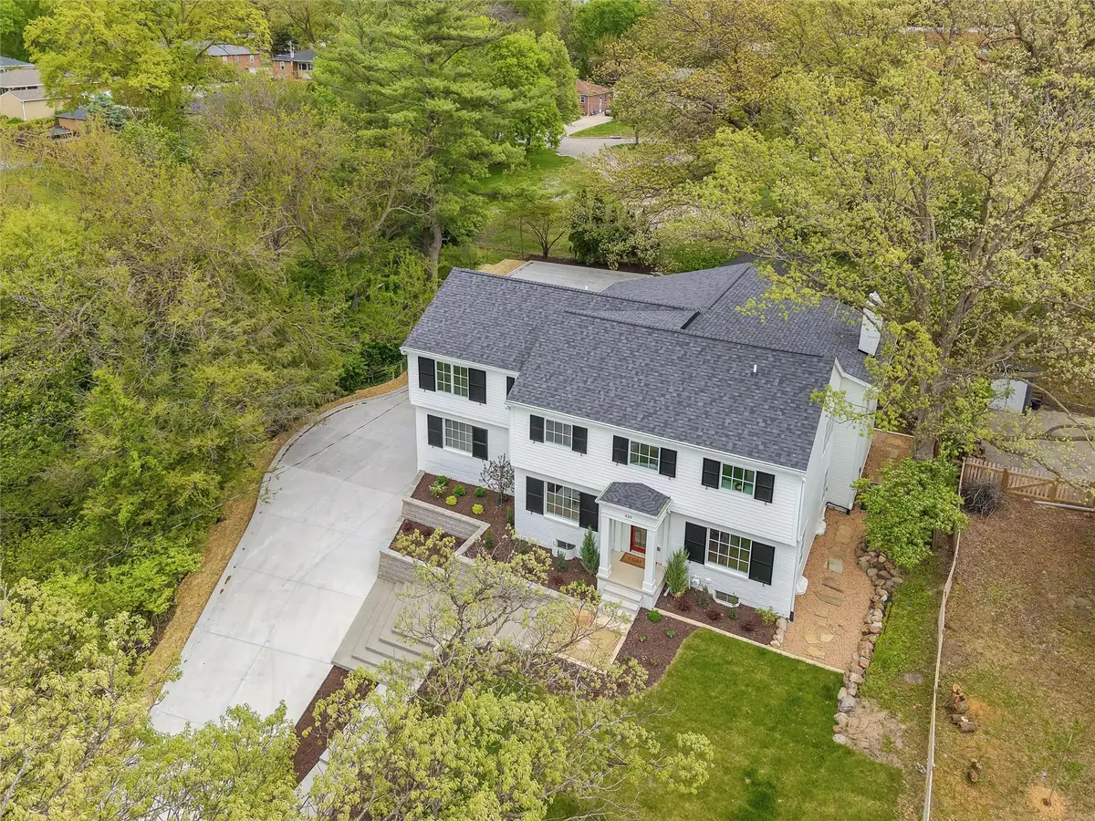 339 45th Street, Des Moines, IA 50312 - #1