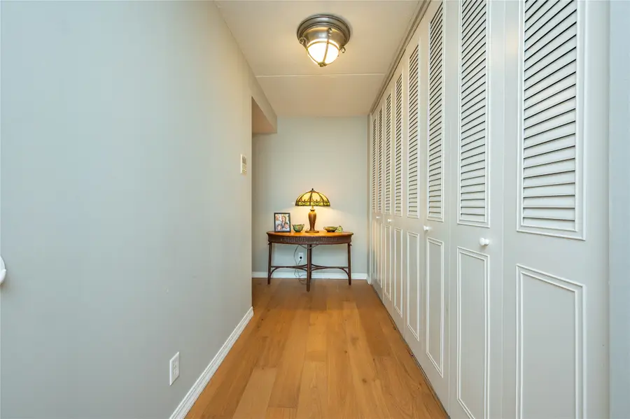 3100 Grand Avenue #5J, Des Moines, IA 50312 - #3
