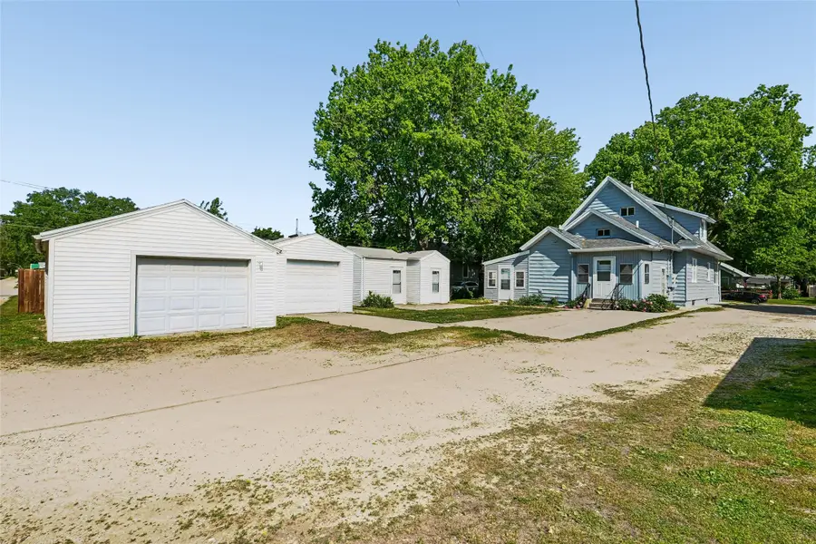 2707 Logan Avenue, Des Moines, IA 50317 - #2