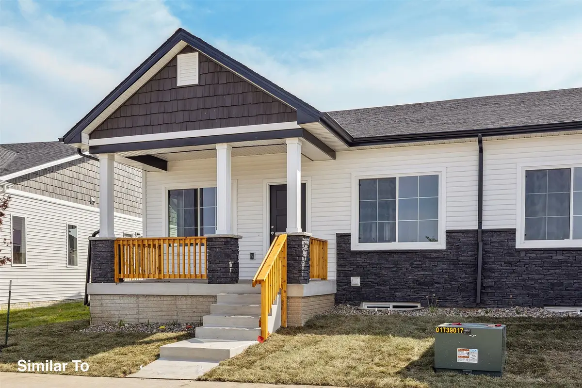 912 Sawgrass Drive, Norwalk, IA 50211 - #1