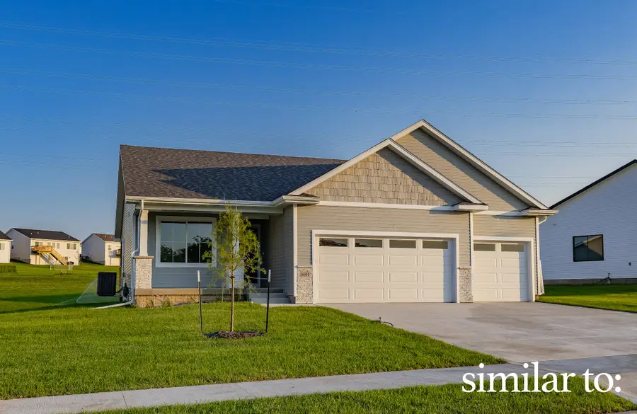 16318 Ironwood Lane, Urbandale, IA 50323 - #2