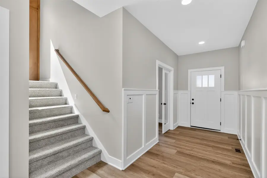 17550 Brookview Drive, Urbandale, IA 50322 - #3
