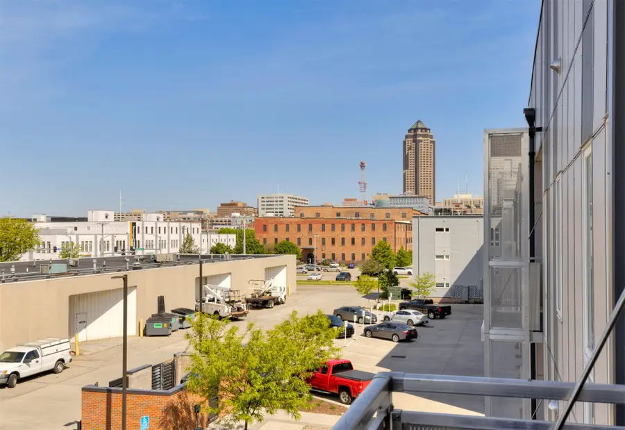 450 SW 7th Street #304, Des Moines, IA 50309 - #2