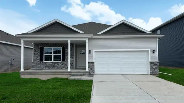5516 143rd Street, Urbandale, IA 50111