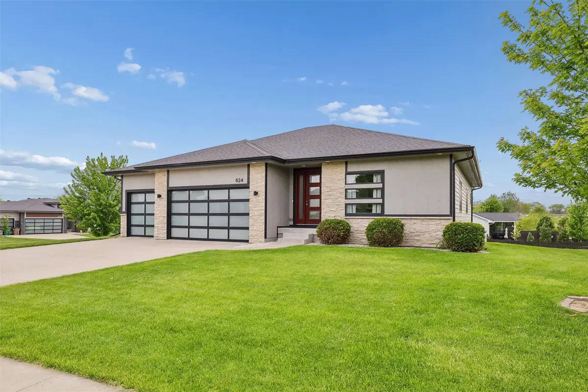 824 83rd Street, West Des Moines, IA 50266 - #1