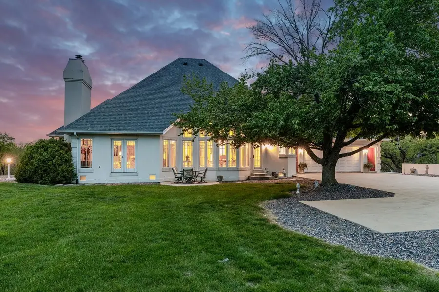 1 Buck Hill Drive, Pella, IA 50219 - #2