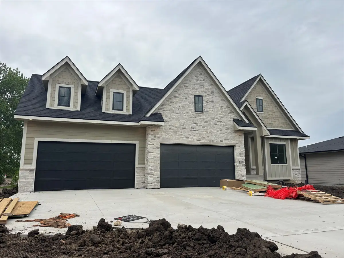 15801 Hickory Drive, Urbandale, IA 50323 - #1