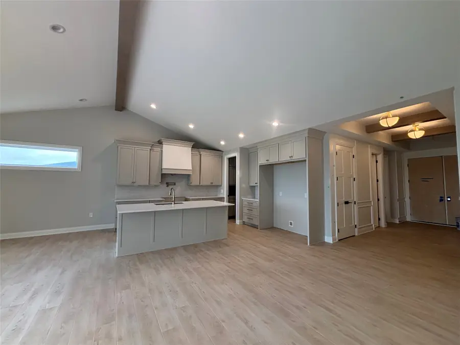 15801 Hickory Drive, Urbandale, IA 50323 - #3