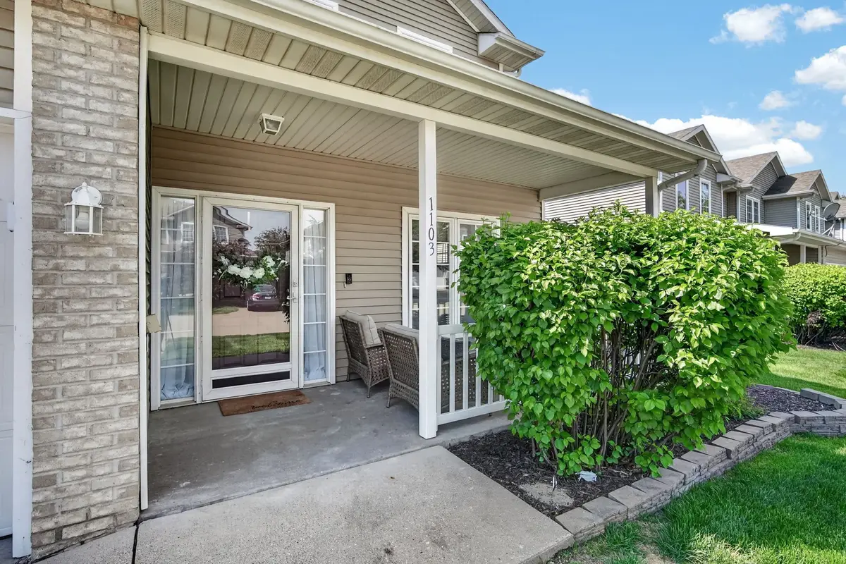 1209 S 52nd Street #1103, West Des Moines, IA 50265 - #1