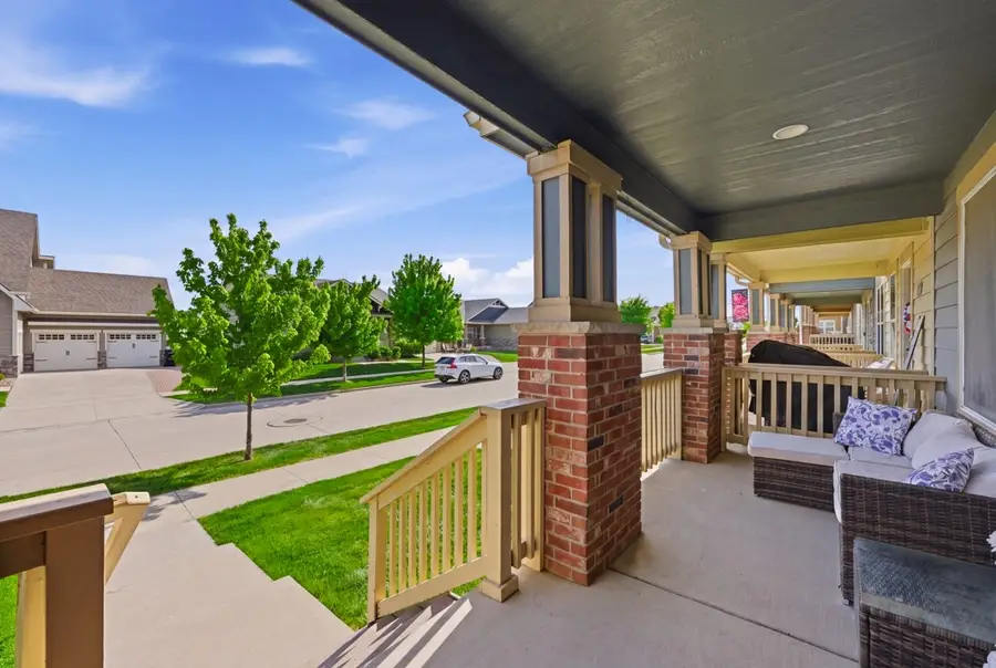 215 SW Heritage Lane, Ankeny, IA 50023 - #2