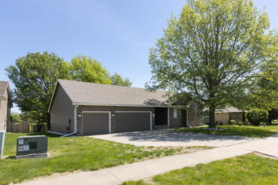 315 Sherrylynn Boulevard, Pleasant Hill, IA 50327 - #3