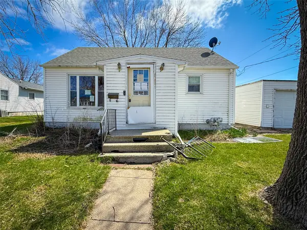 517 3rd Street Se, Clarion, IA 50525