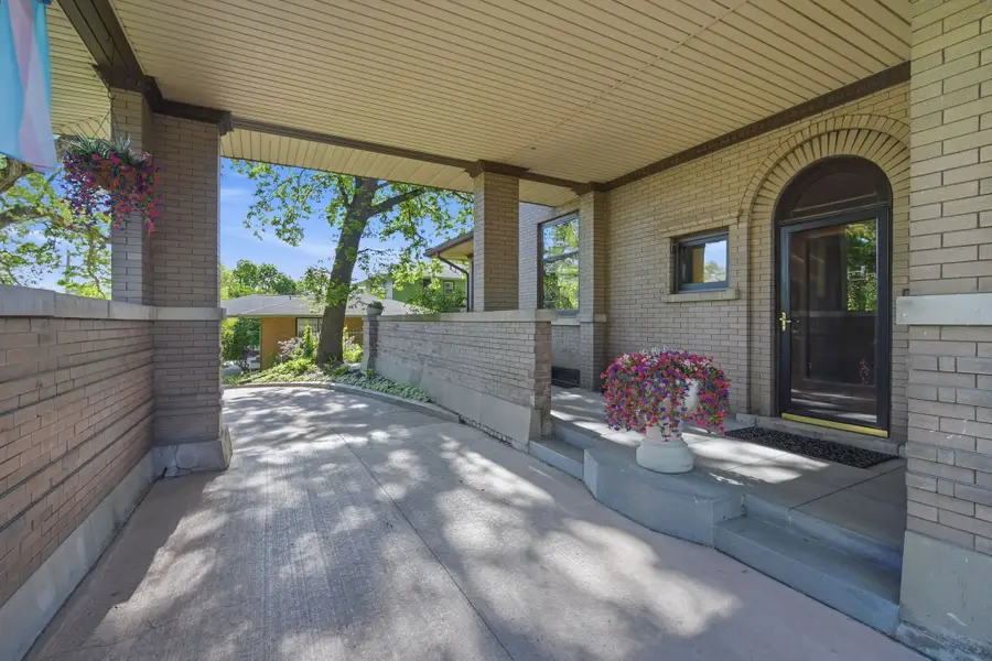 410 Franklin Avenue, Des Moines, IA 50314 - #2