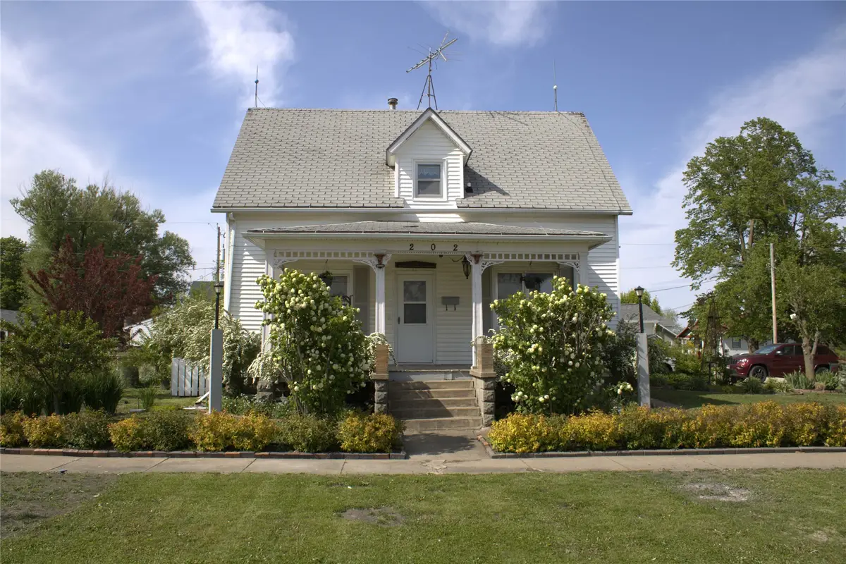 202 4th Street, Boxholm, IA 50040 - #1