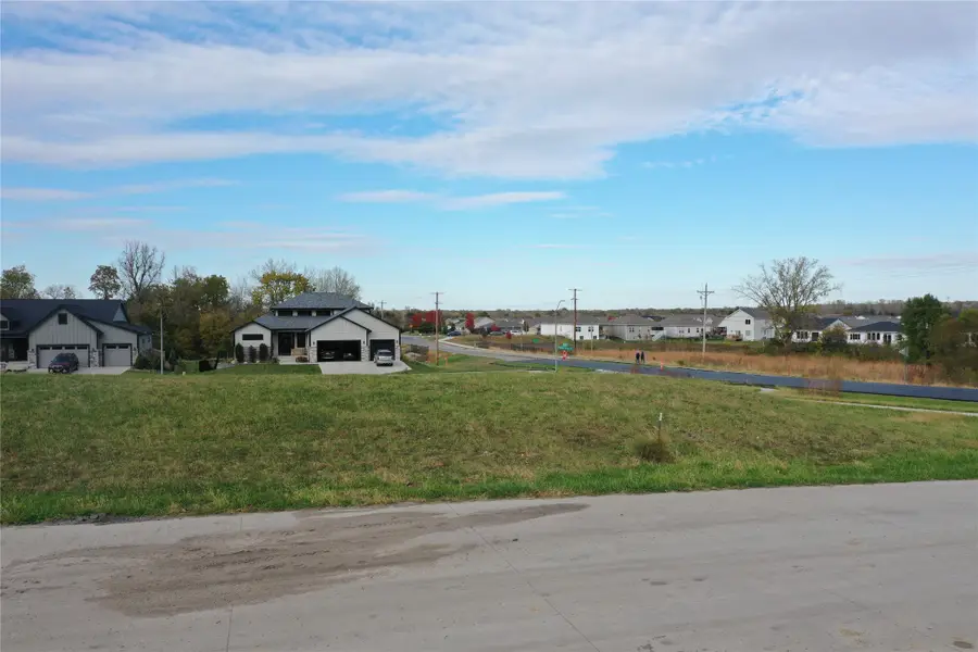 8082 NW 100th Street, Johnston, IA 50131 - #2