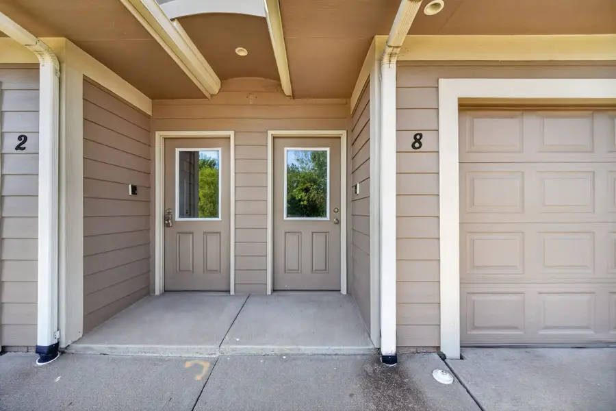 2702 NE Oak Drive #8, Ankeny, IA 50021 - #2