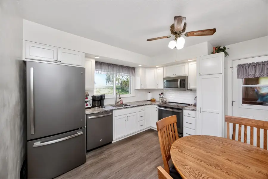 636 Gepke Parkway, Des Moines, IA 50320 - #2
