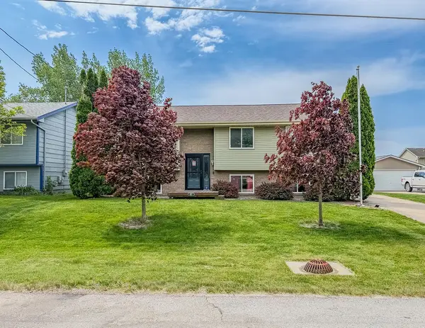 407 2nd Street Se, Bondurant, IA 50035