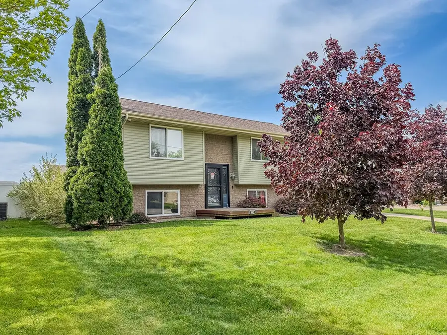 407 2nd Street Se, Bondurant, IA 50035 - #2