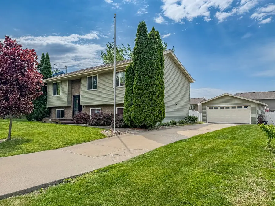 407 2nd Street Se, Bondurant, IA 50035 - #3