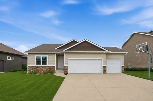 1457 Marina Cove Drive, Polk City, IA 50226