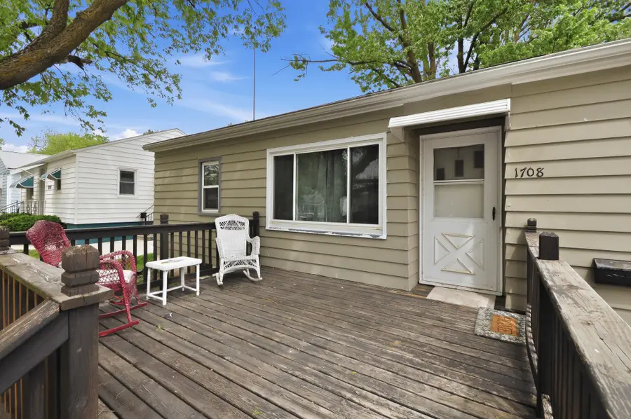 1708 W 3rd Street, Perry, IA 50220 - #2