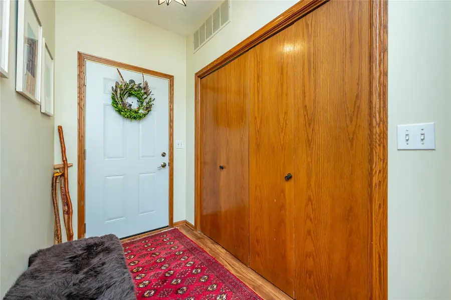 2409 Patricia Drive, Urbandale, IA 50322 - #2