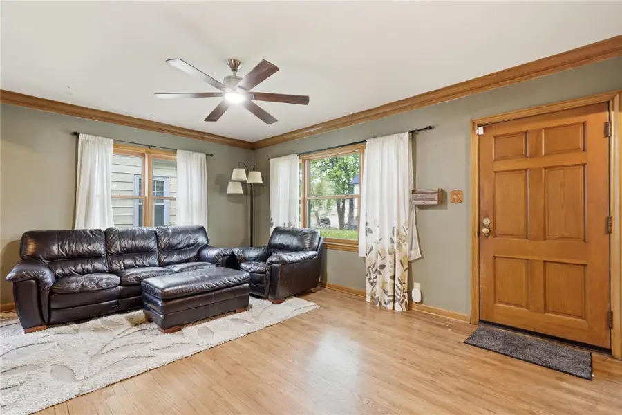 3015 40th Place, Des Moines, IA 50310 - #3
