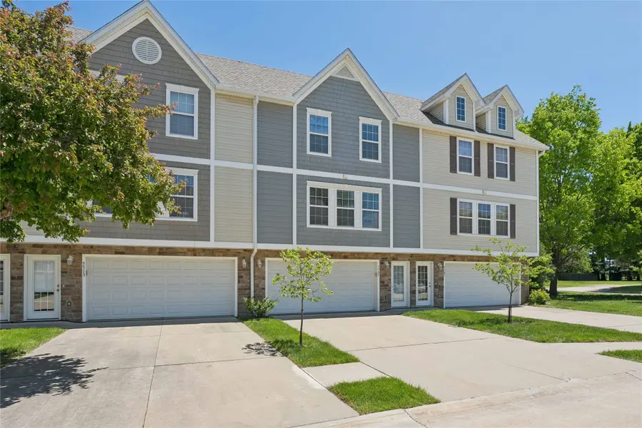 5509 Jordan Court, Johnston, IA 50131 - #2