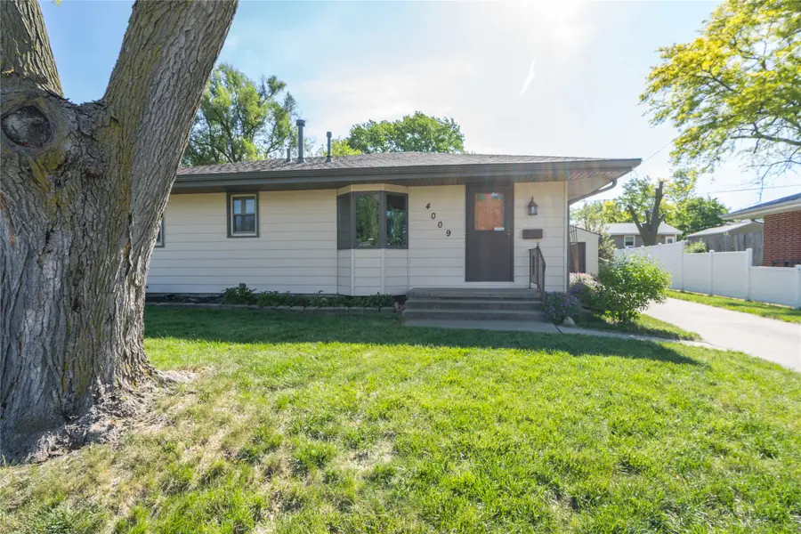 4009 65th Street, Urbandale, IA 50322 - #2