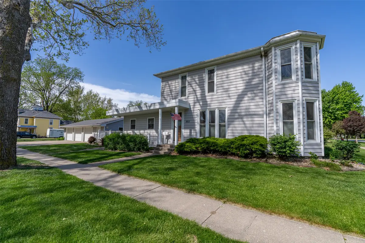 302 W Court Avenue, Winterset, IA 50273 - #1