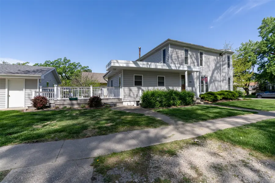 302 W Court Avenue, Winterset, IA 50273 - #2