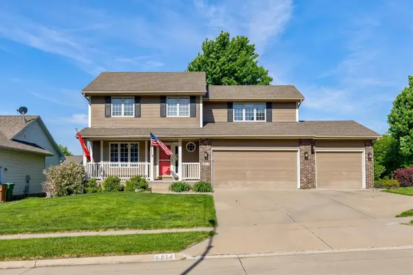 6814 NW 56th Street, Johnston, IA 50131