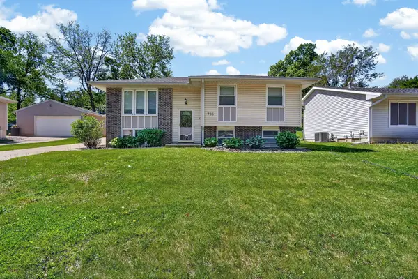 755 Terrace Drive, Carlisle, IA 50047